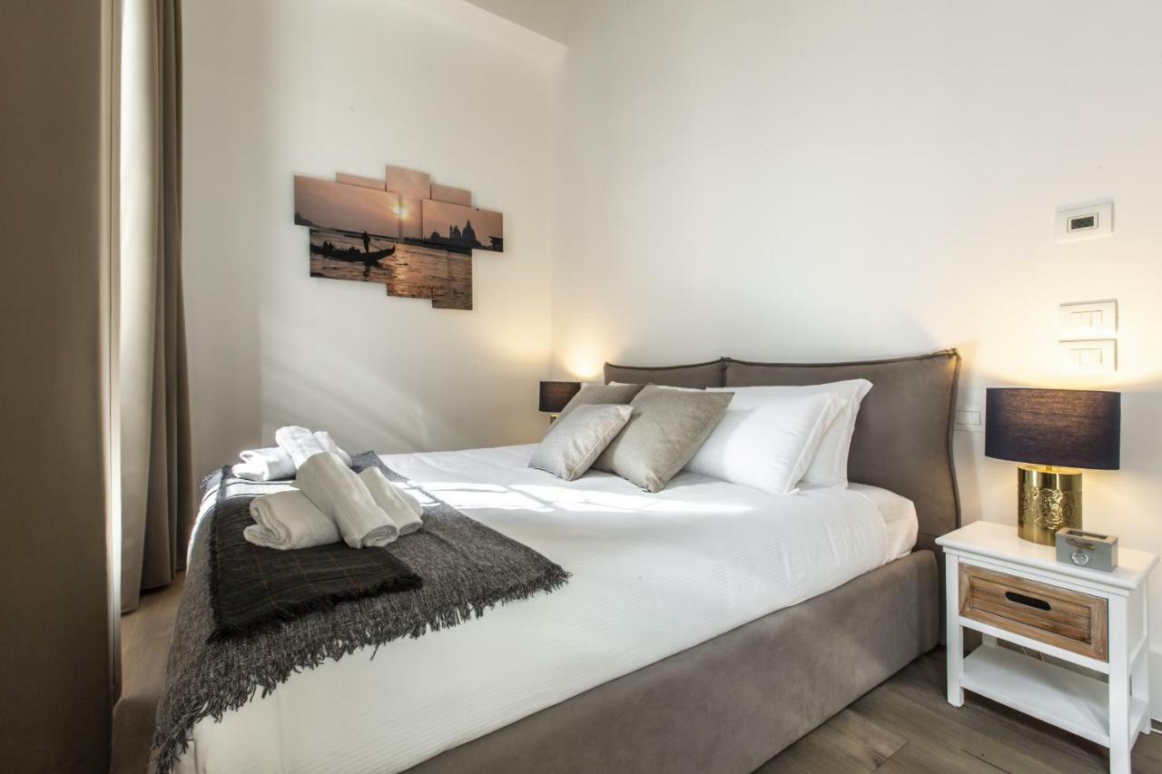Elegant Fornasa Vecia, Canal View With A Beautiful Garden R&R Venecia Exterior foto