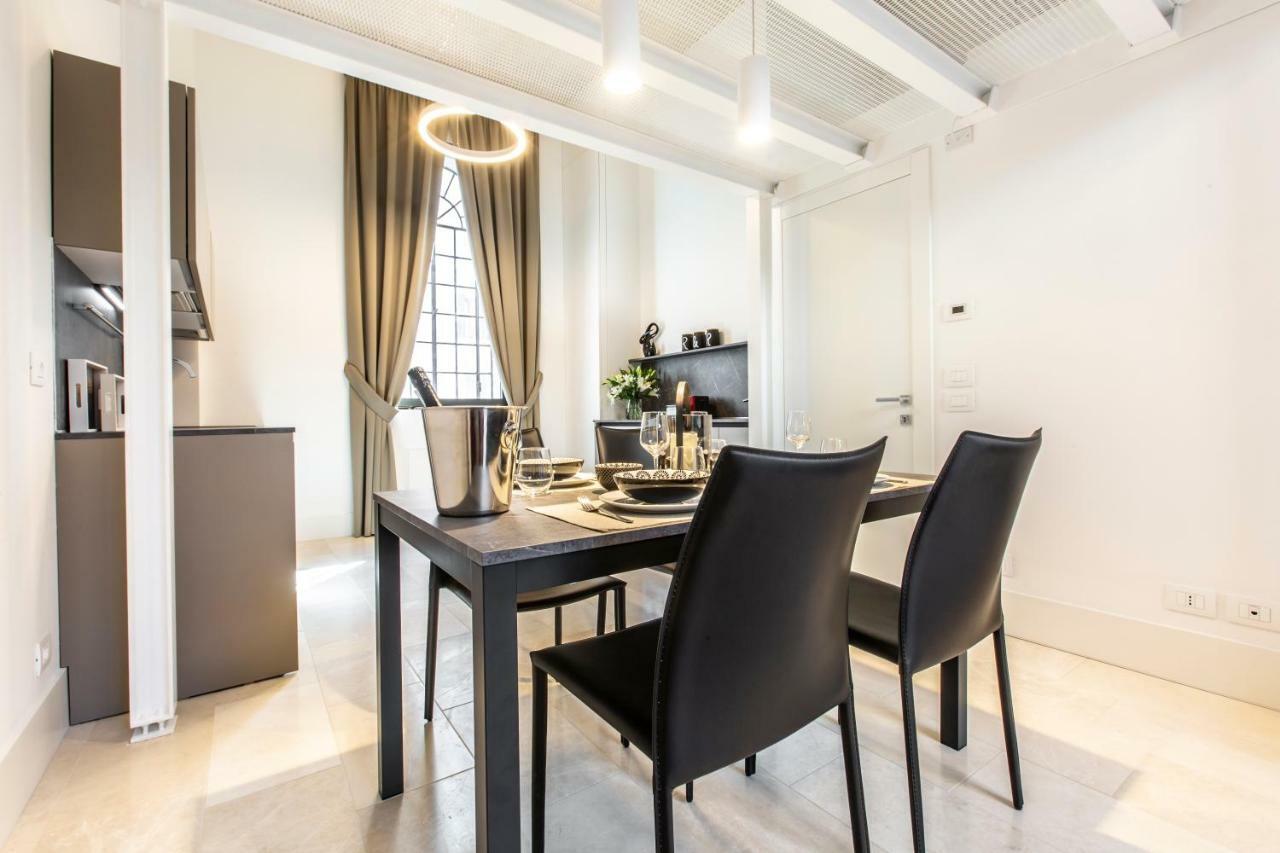 Elegant Fornasa Vecia, Canal View With A Beautiful Garden R&R Venecia Exterior foto
